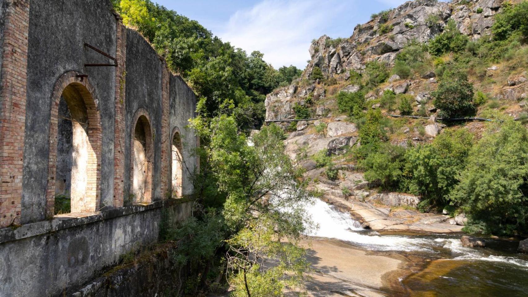 Alojamiento A Tafona Caldas De Reis Buitenkant foto